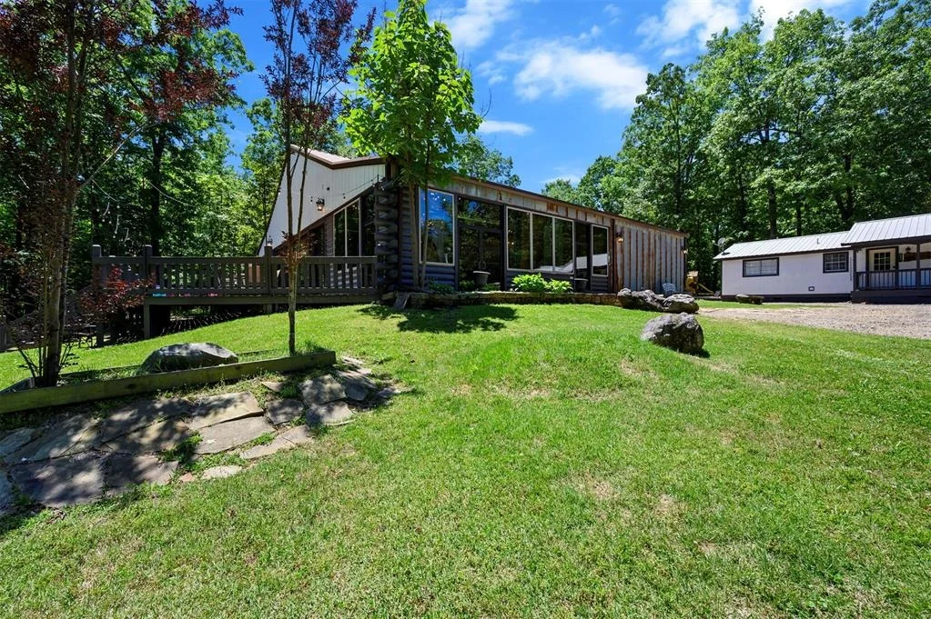 Photo of 263 Crooked Oaks Lane