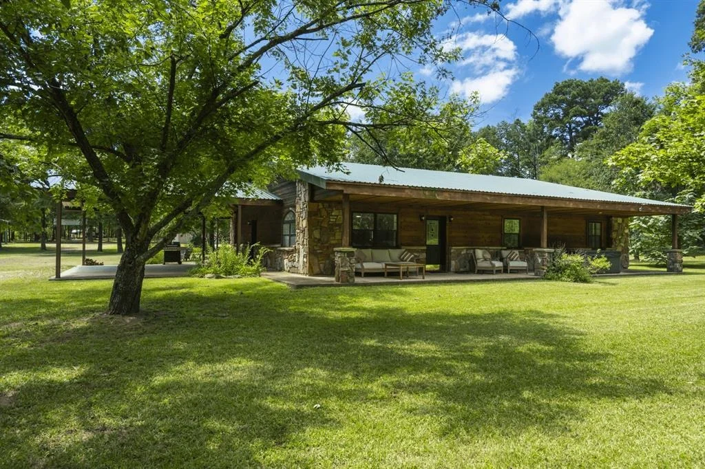 Photo of 2475 Belpine Loop