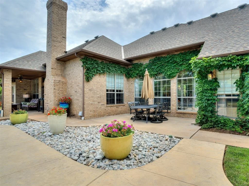 Photo of 14808 Maplelake Drive