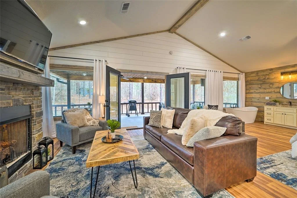 Photo of 167 Oak Stone Lane