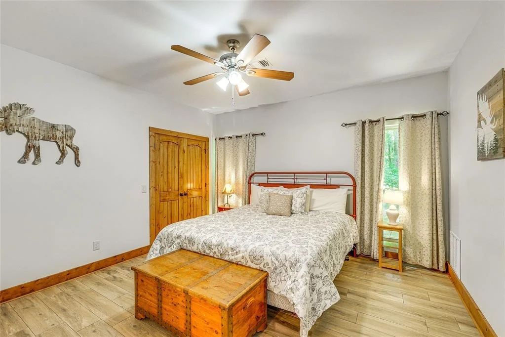 Photo of 5589 Cress Road