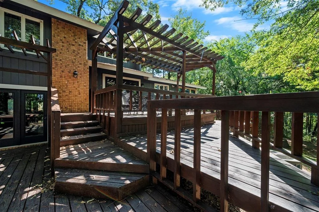 Photo of 334 Shrouder Road