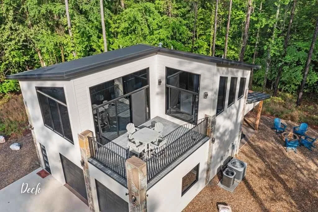 Photo of 138 Pickleberry Trail
