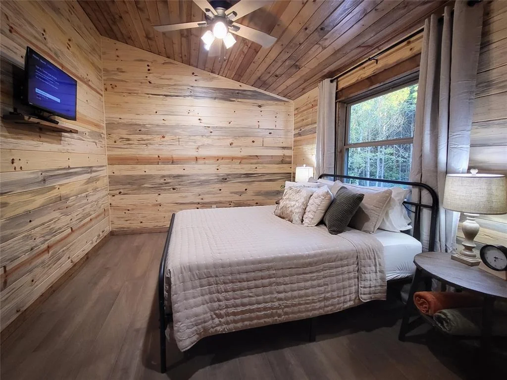 Photo of 240 Bear Hickory Trail
