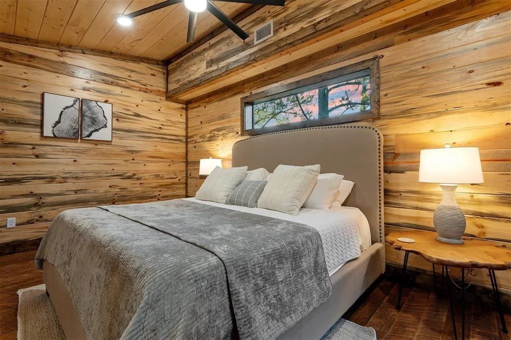 Photo of 453 Bear Pine Trail
