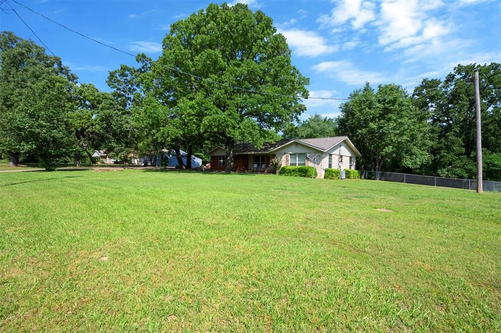 Photo of 555 Skipjack Road