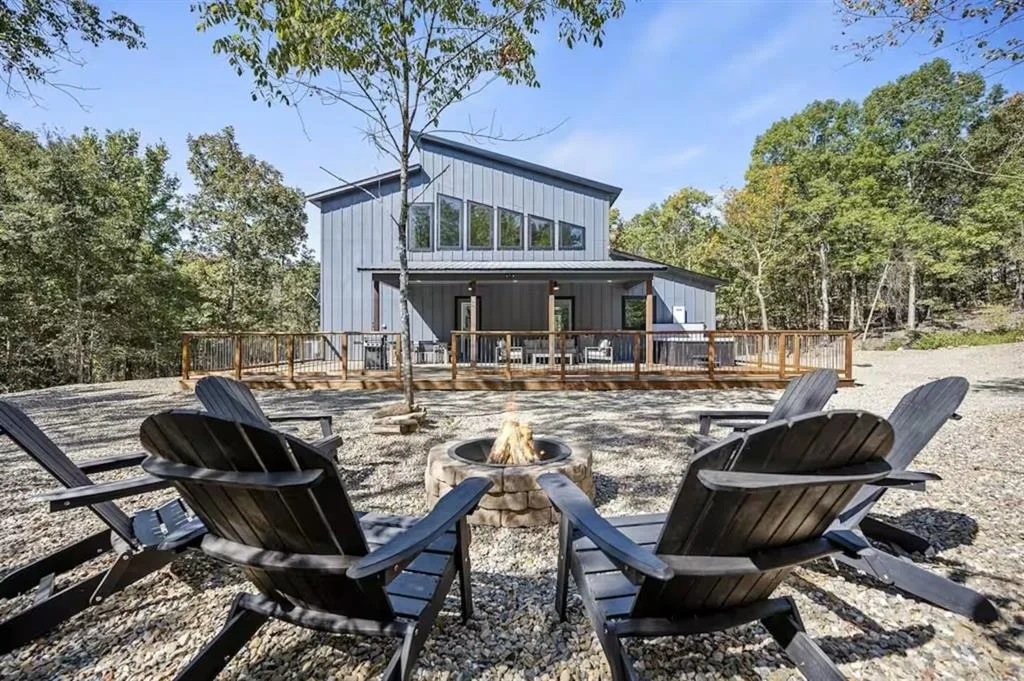 Photo of 48 George William Forest Trail