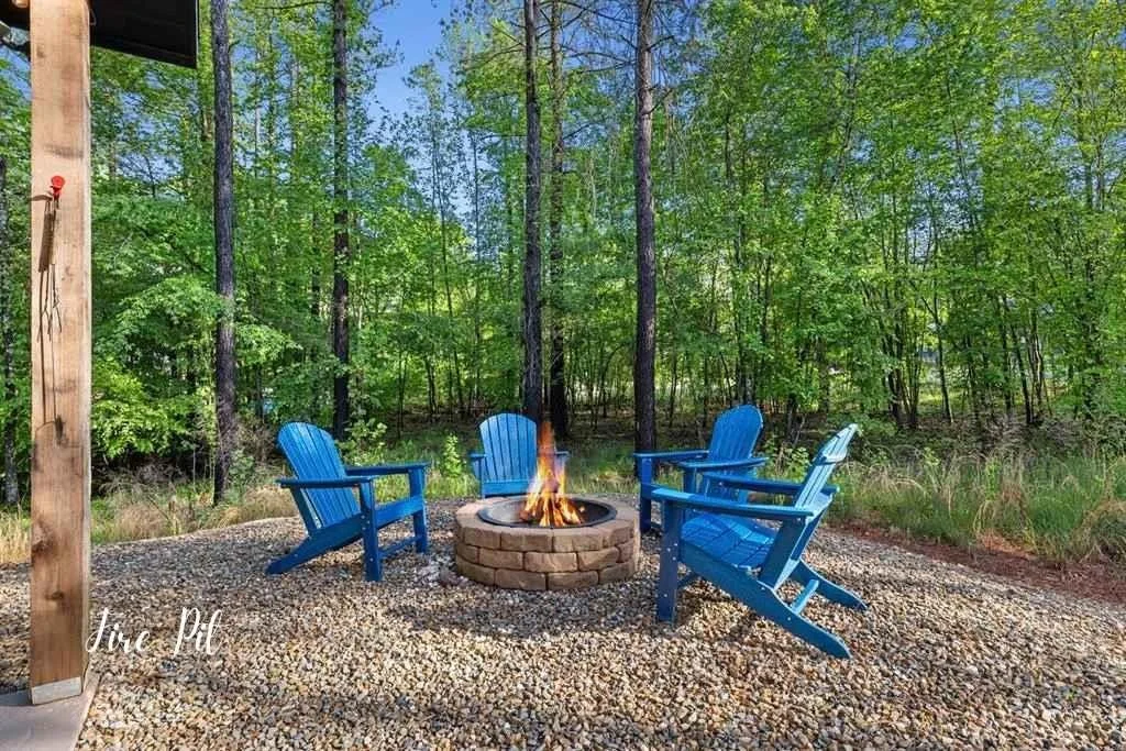 Photo of 138 Pickleberry Trail
