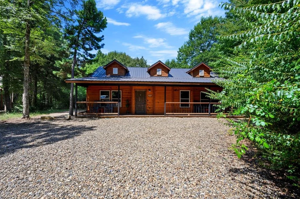 Photo of 15 Preserve Way