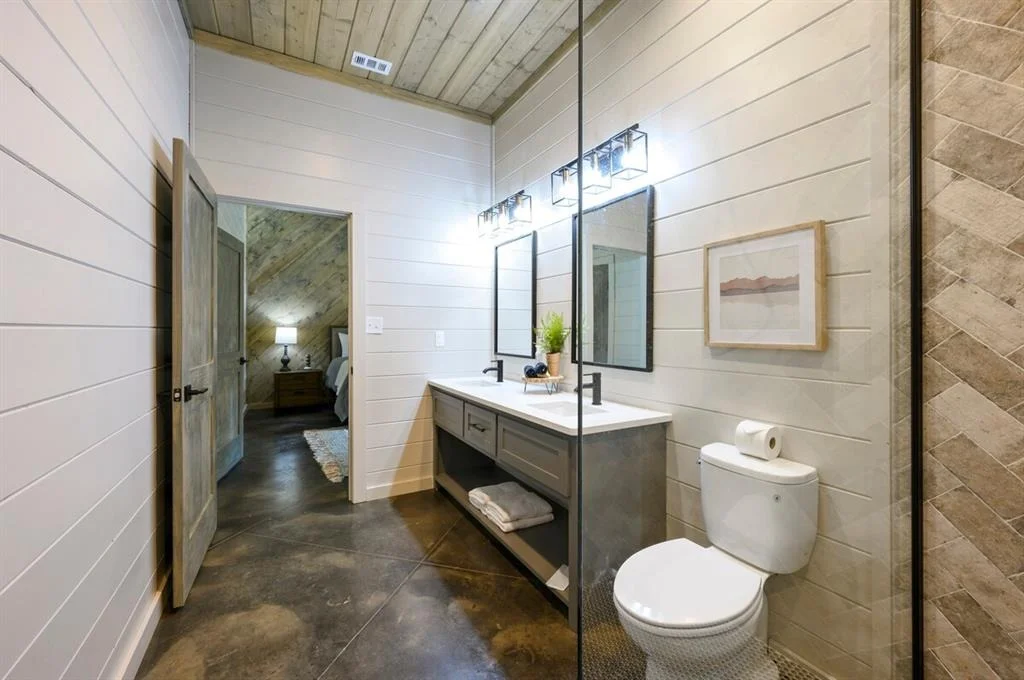 Photo of 256 Bear Hickory Trail