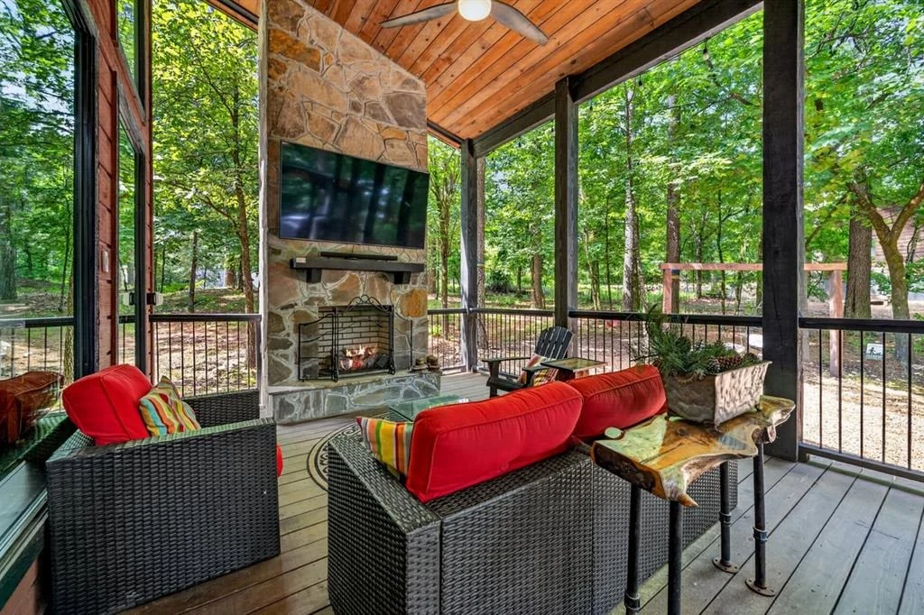 Photo of 1318 Pine Hills Road