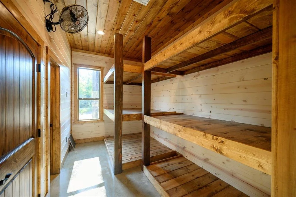 Photo of 1231 Catfish Bay Road