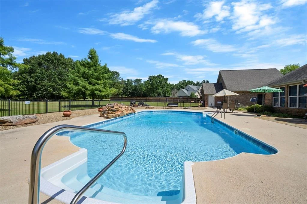 Photo of 803 Oak Brook Drive