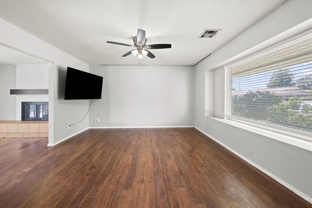 Photo of 2232 Laneway Drive