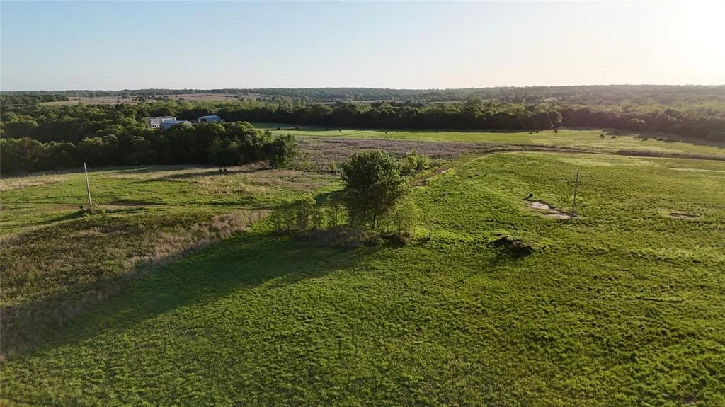 Photo of 10 N 3330 Road