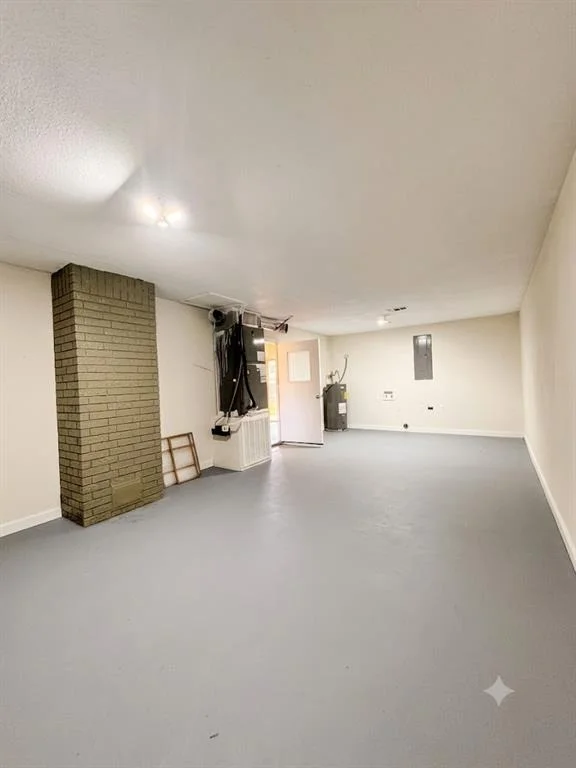 Photo of 312 E Meadowview Lane