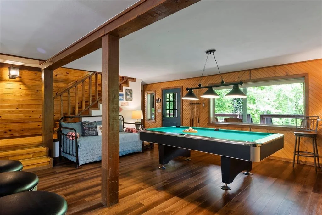 Photo of 868 Red Fox Road