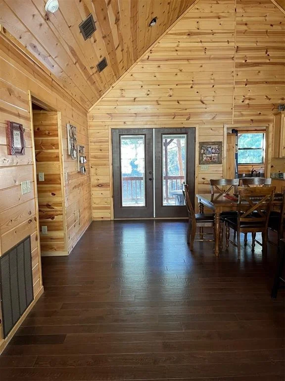 Photo of 163 Mountain Loop