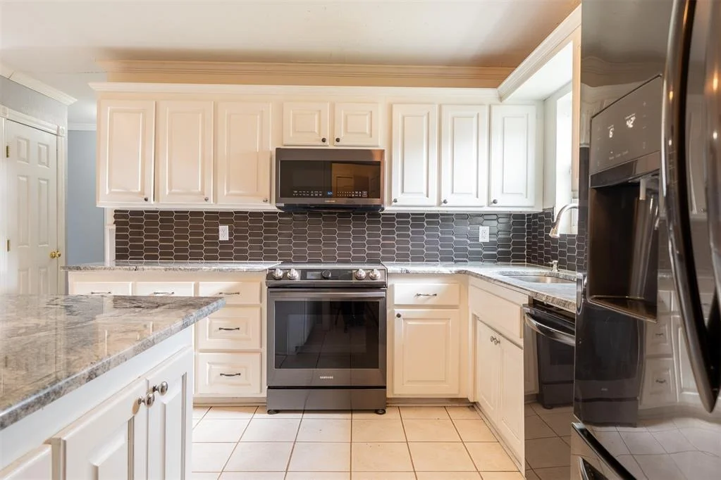 Photo of 5485 Primrose Lane