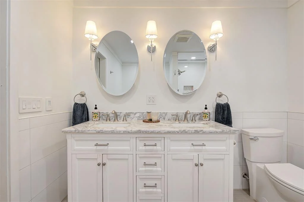 Photo of 3725 Coachlight Drive