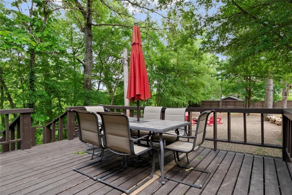 Photo of 868 Red Fox Road