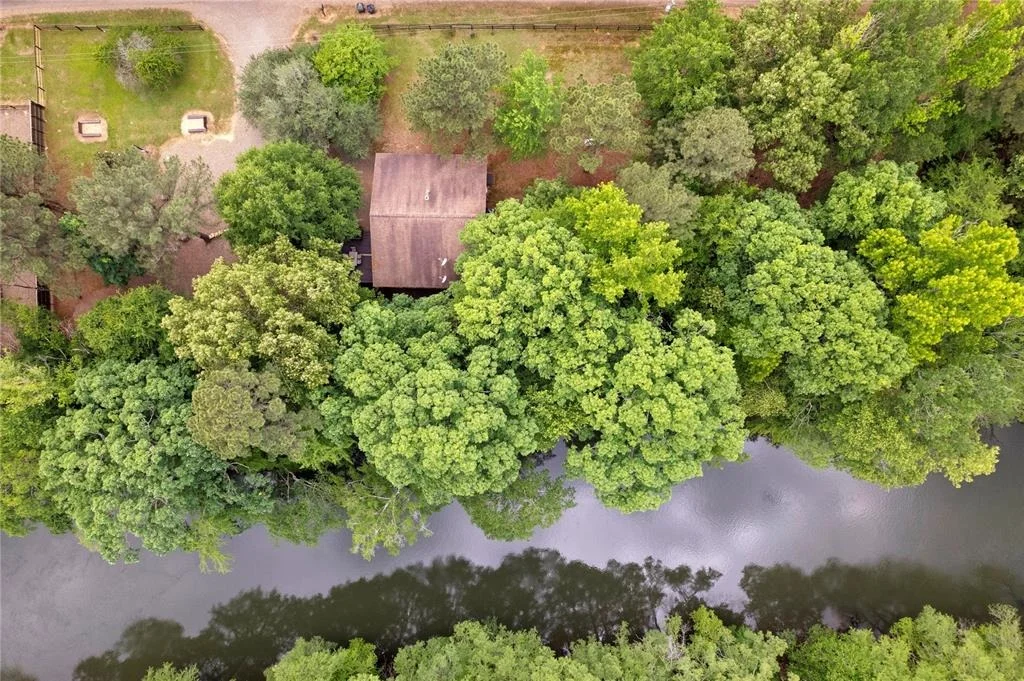 Photo of 868 Red Fox Road