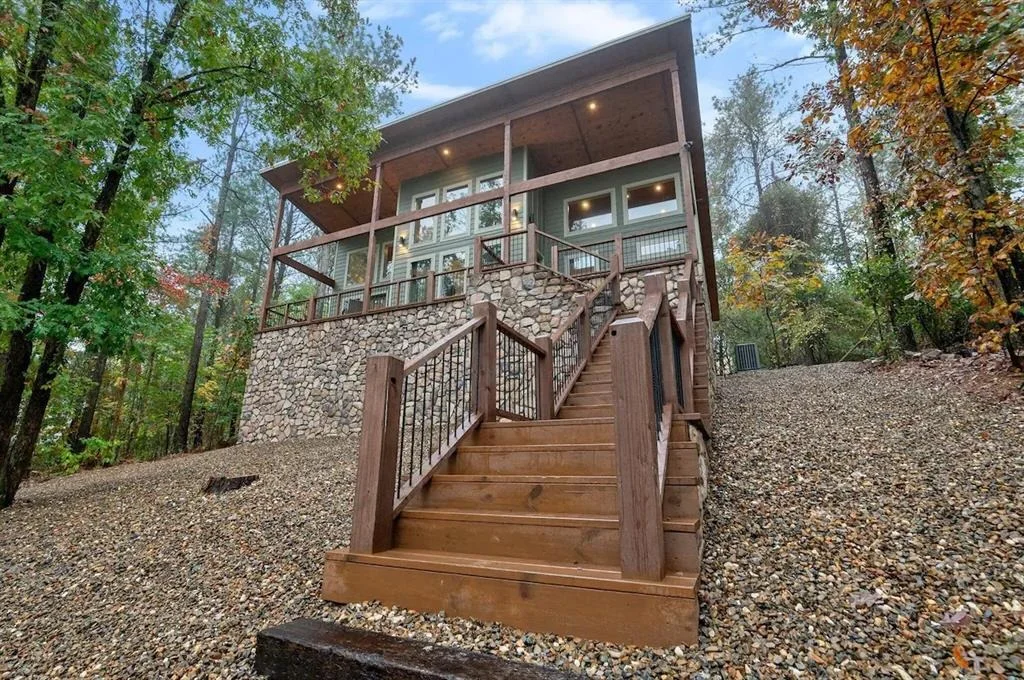 Photo of 317 Red Berry Trail