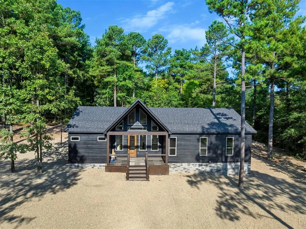 Photo of 1231 Catfish Bay Road