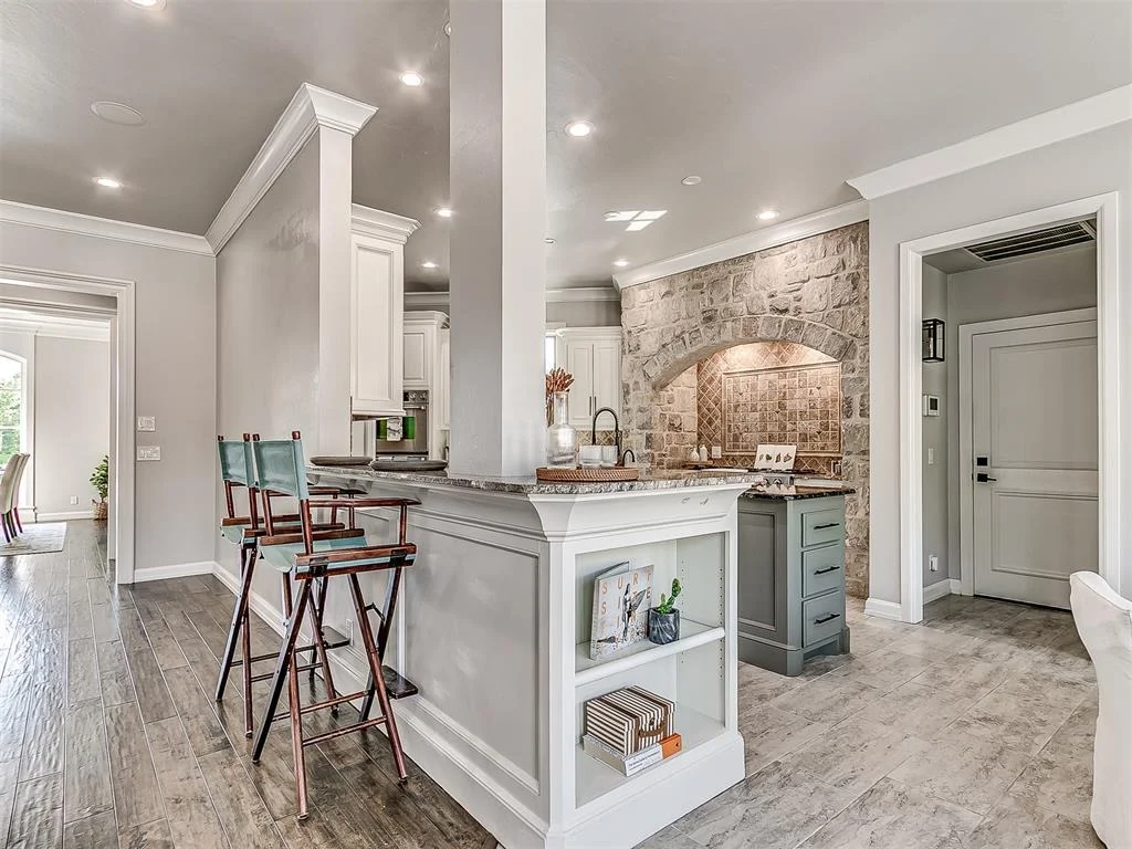 Photo of 18601 Wolf Creek Drive