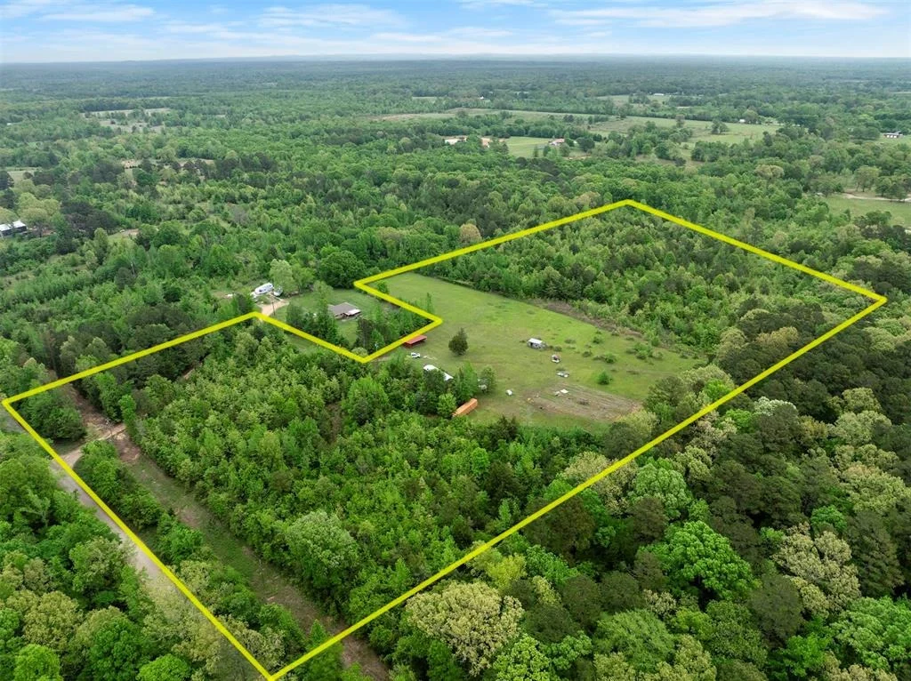 Photo of 728 Whipporwill Road
