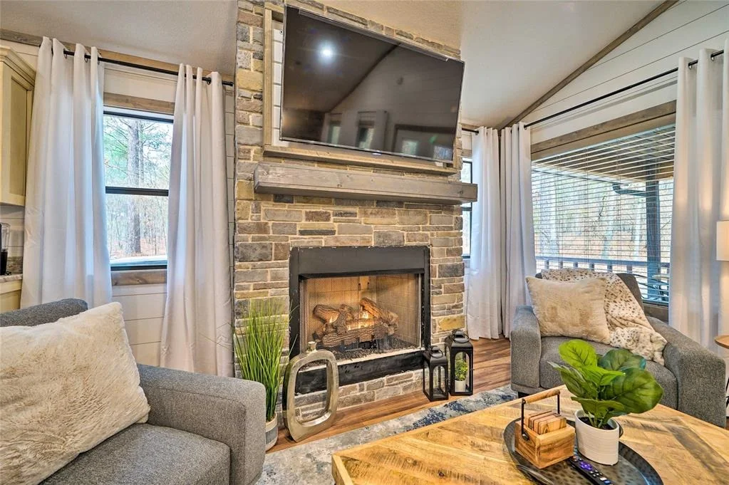 Photo of 167 Oak Stone Lane