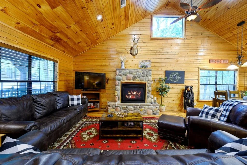 Photo of 680 Chinook Road