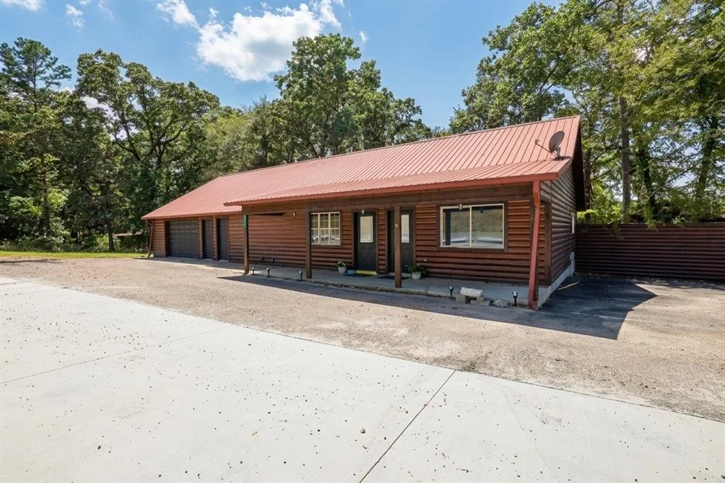 Photo of 8041 N Us Highway 259