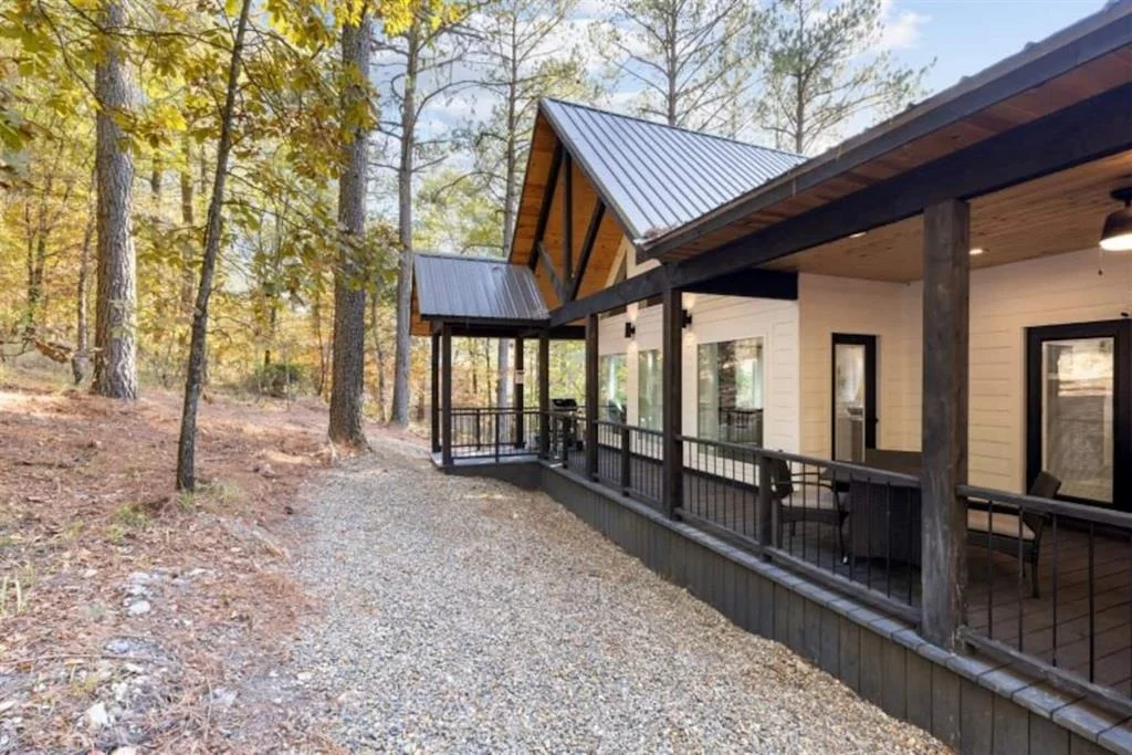 Photo of 128 Sharp Holly Trail