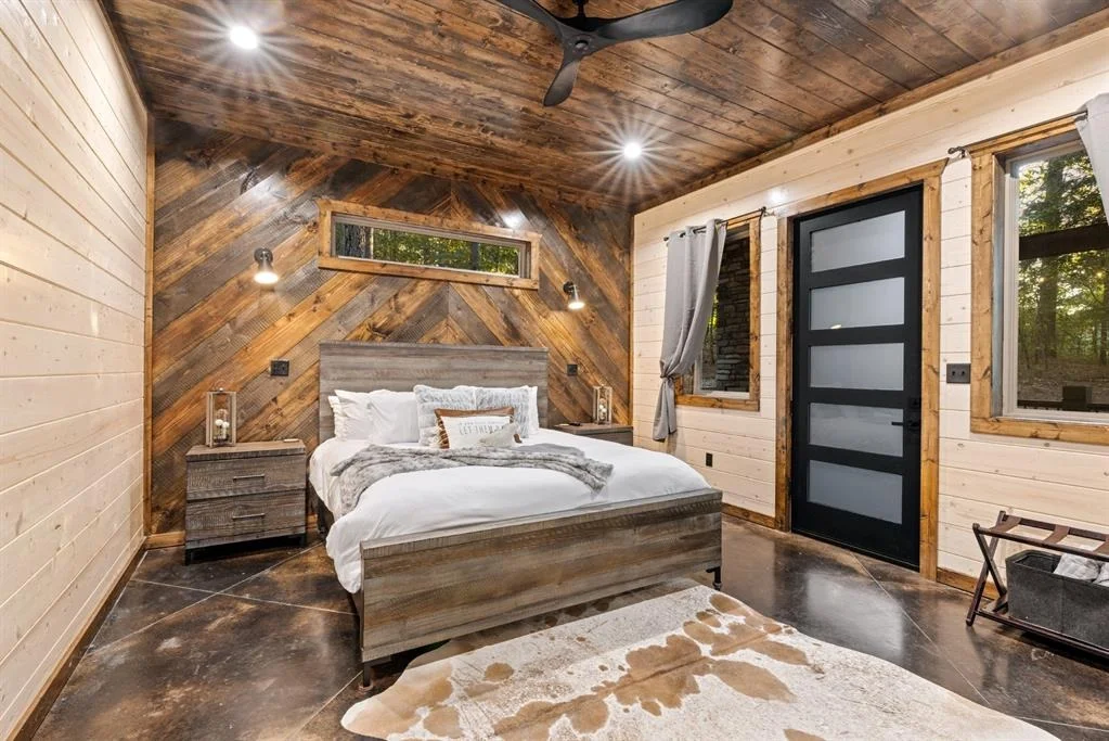 Photo of 453 Triton Trail