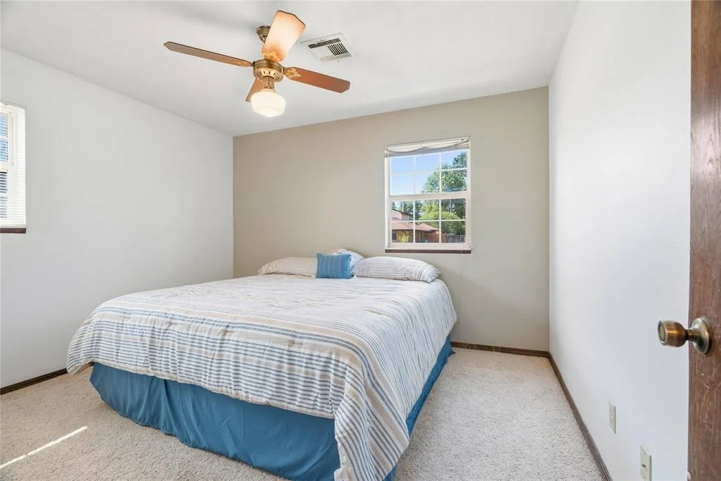 Photo of 537 Sunset Drive