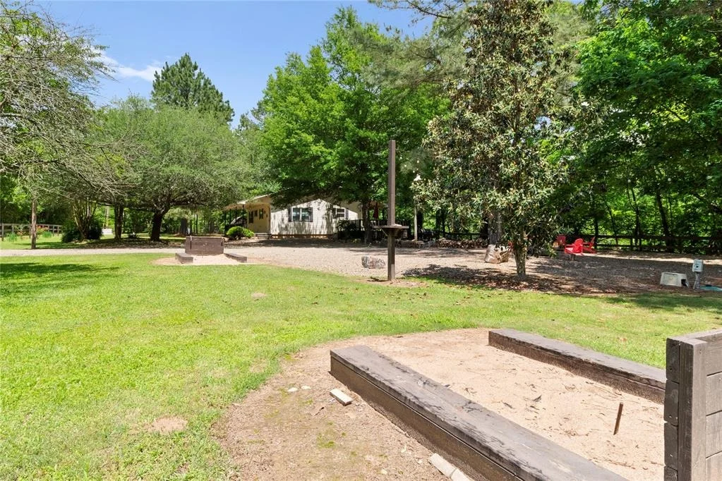 Photo of 868 Red Fox Road