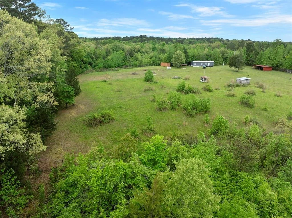 Photo of 728 Whipporwill Road