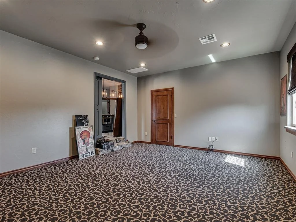 Photo of 12901 Anduin Avenue