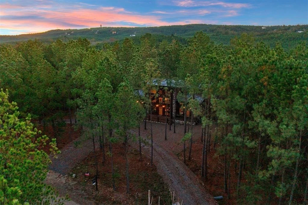 Photo of 453 Bear Pine Trail