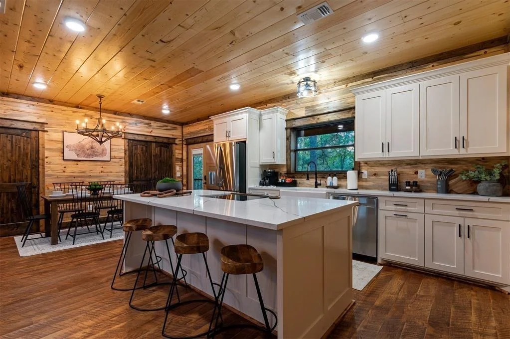 Photo of 453 Bear Pine Trail