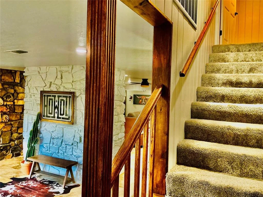 Photo of 868 N Living Land Road