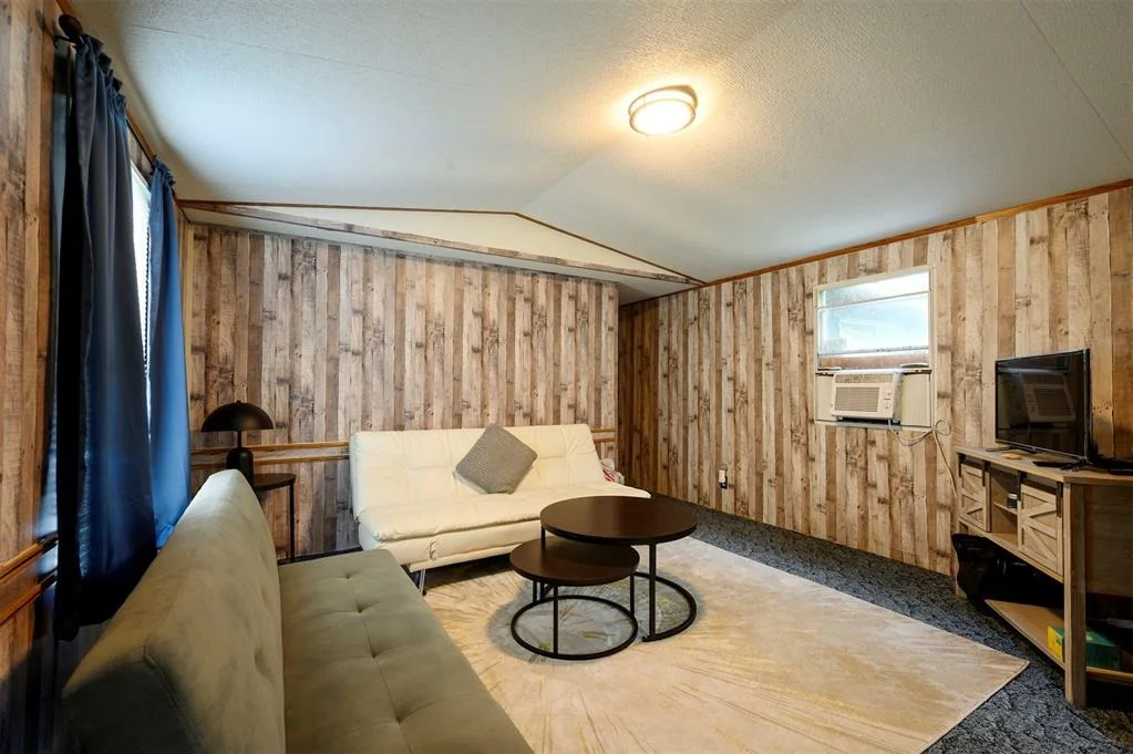 Photo of 728 Whipporwill Road