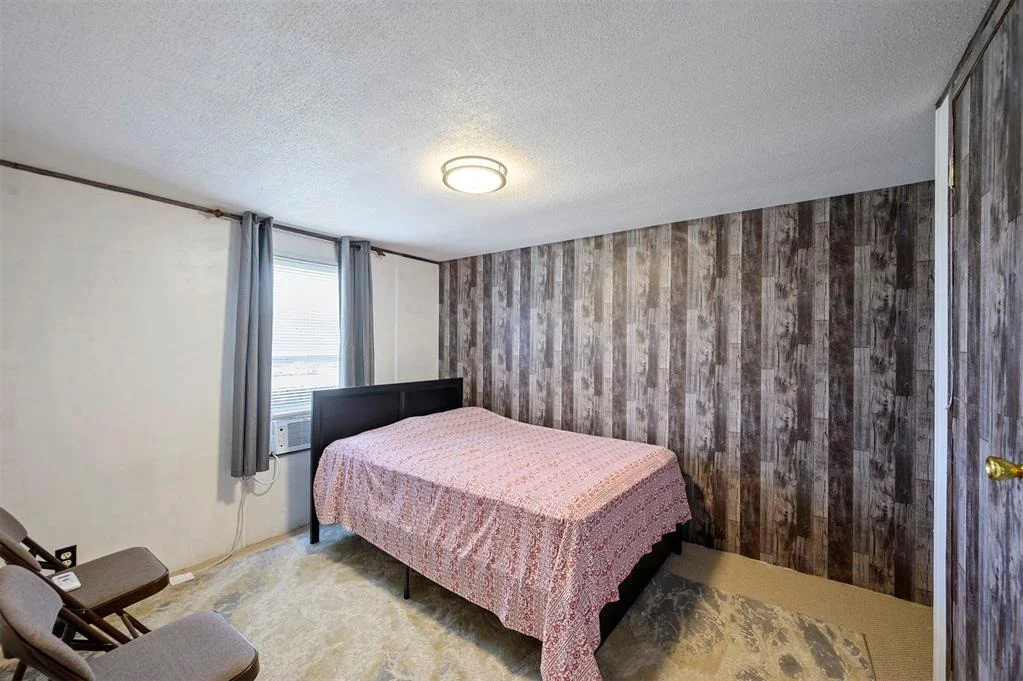 Photo of 728 Whipporwill Road