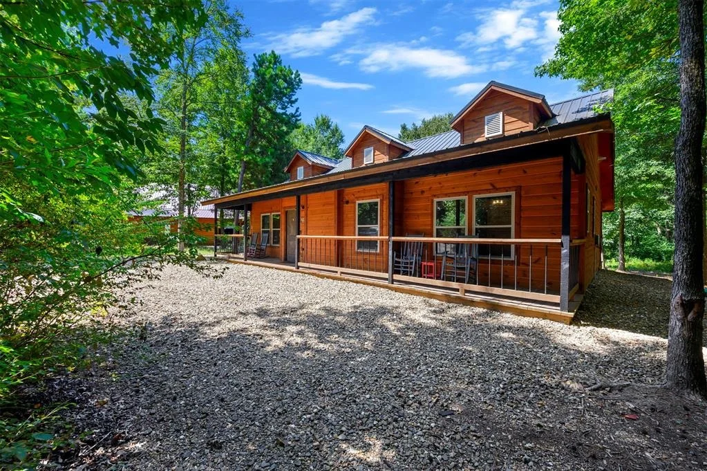 Photo of 15 Preserve Way