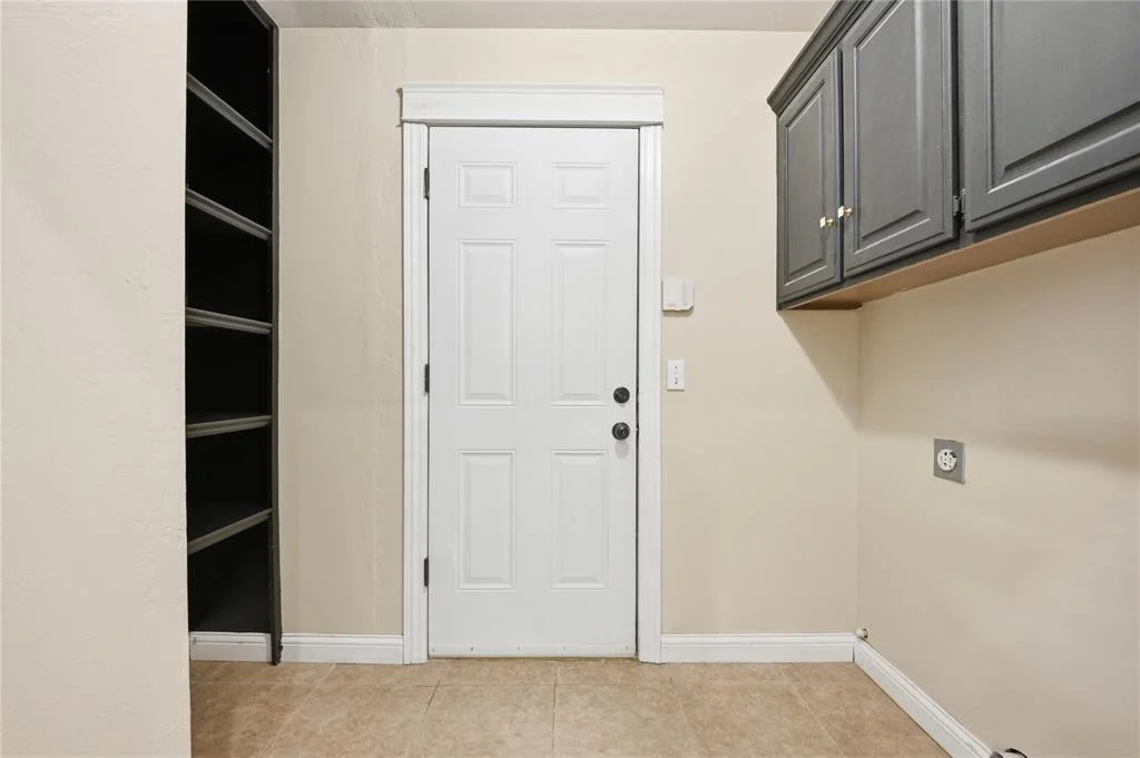 Photo of 613 Bluegrass Lane