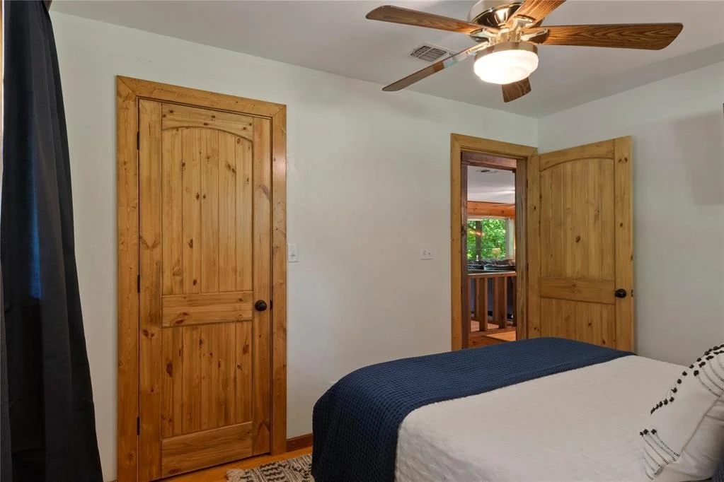 Photo of 868 Red Fox Road