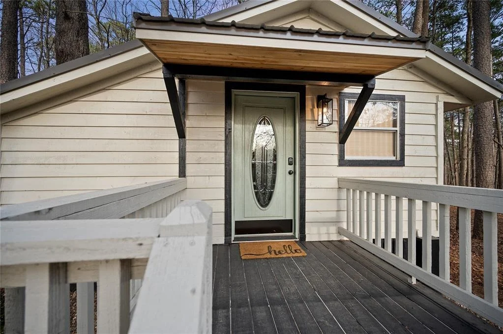 Photo of 655 Chinook Road