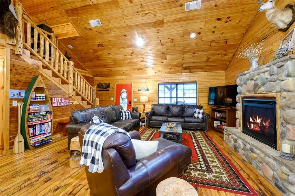 Photo of 680 Chinook Road