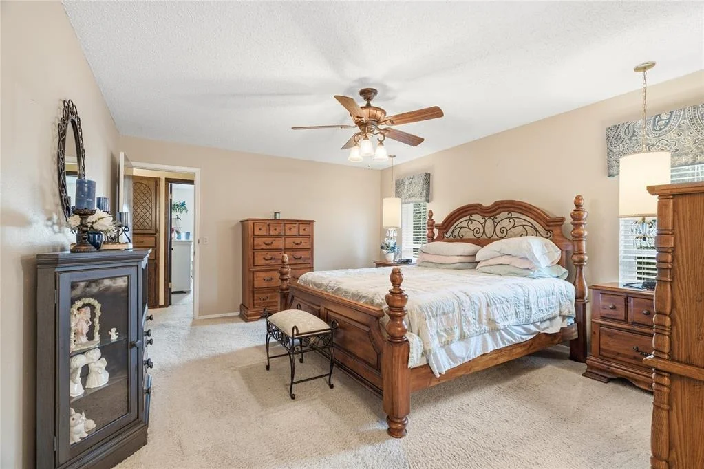 Photo of 305 W Platt Drive